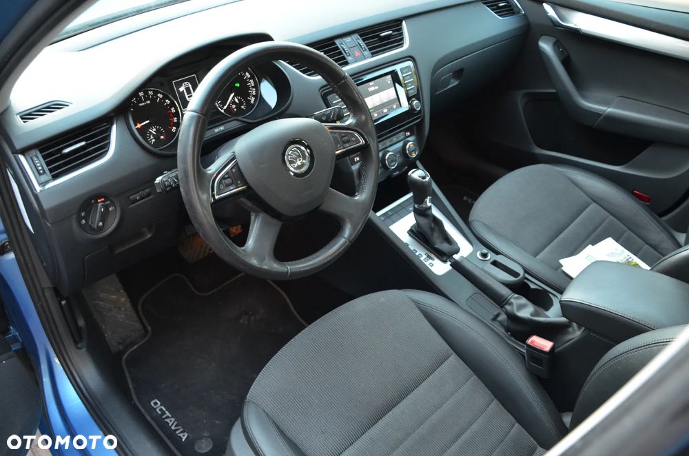 Skoda Octavia 1.6 TDI Elegance DSG - 11
