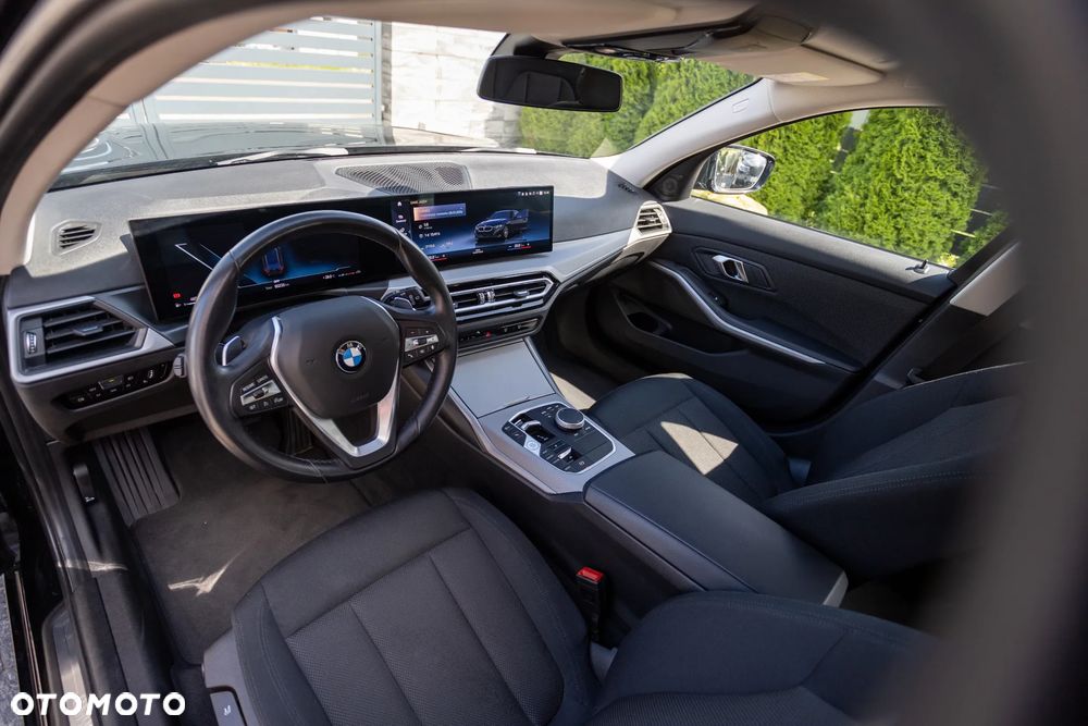 BMW Seria 3 320d xDrive MHEV Sport Line - 30