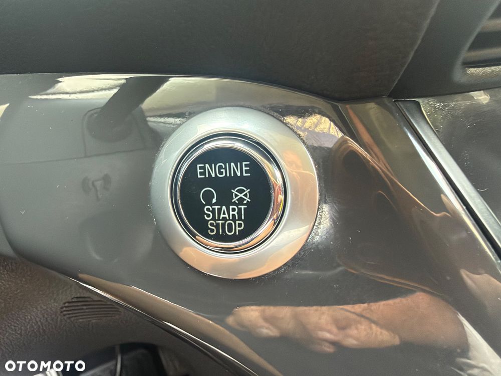 Ford Kuga 2.0 TDCi 4x4 ST-Line - 27