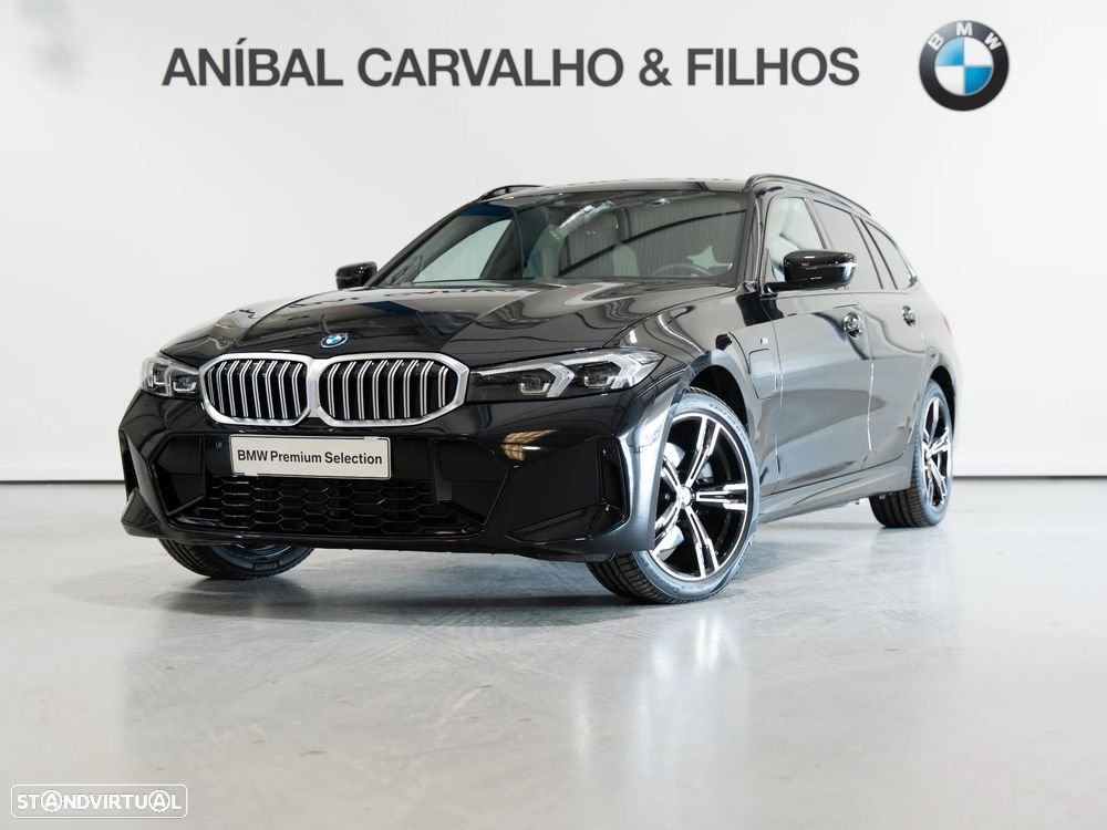 BMW 330 e Pack Desportivo M Auto - 1