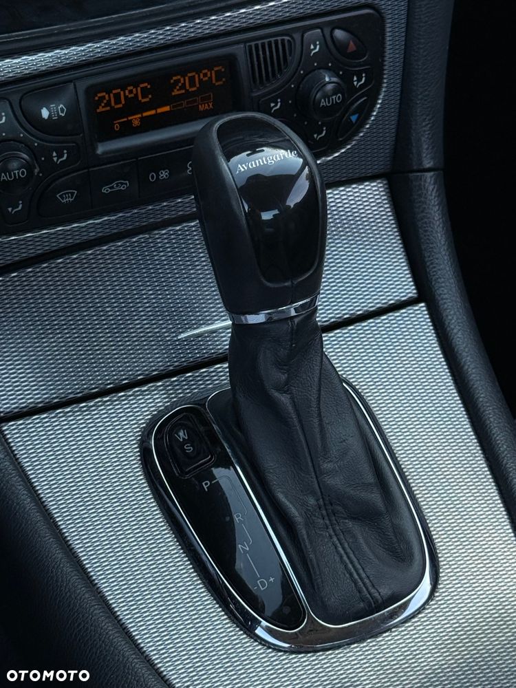 Mercedes-Benz CLK - 34