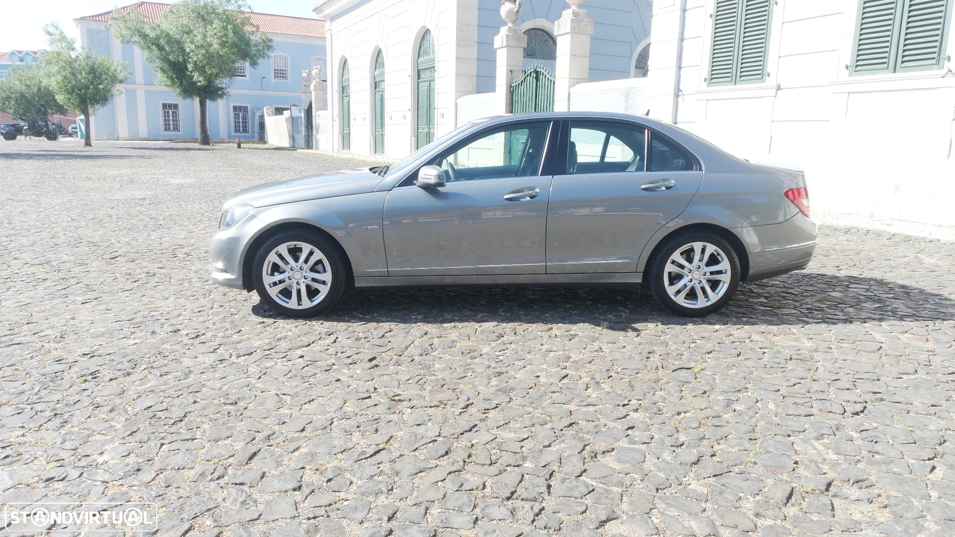 Mercedes-Benz C 220 CDi Avantgarde BlueEfficiency - 2