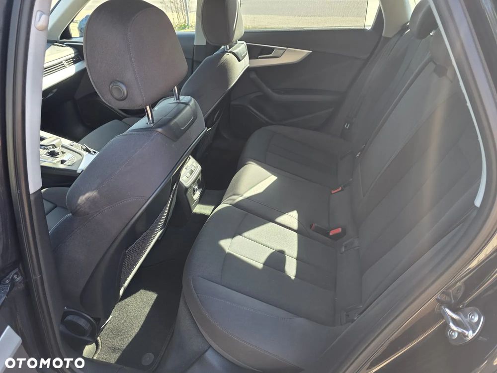 Audi A4 Avant 1.4 TFSI S tronic - 12