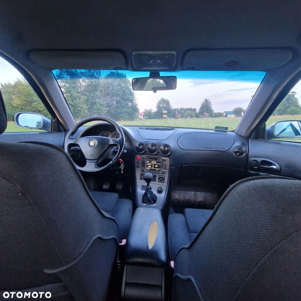 Alfa Romeo 166 2.0 TSpark 16V - 6