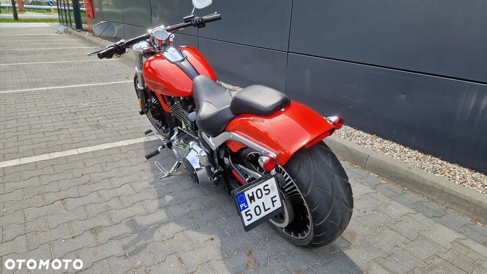 Harley-Davidson FXSB Breakout - 3