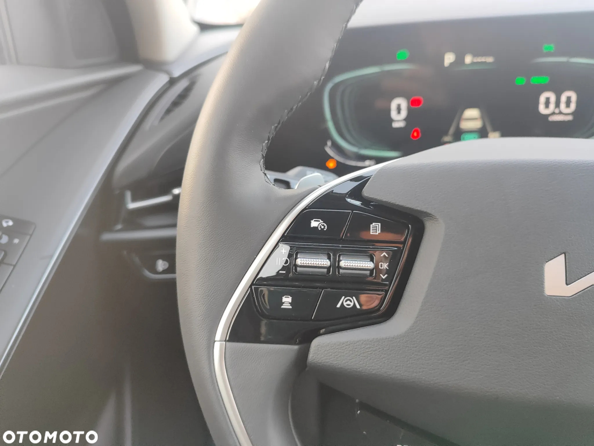 Kia Niro 1.6 GDI Plug-In Hybrid L - 16