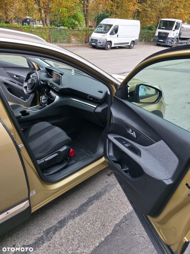 Peugeot 3008 - 8