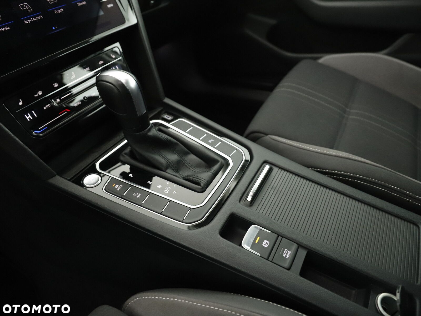 Volkswagen Passat - 15