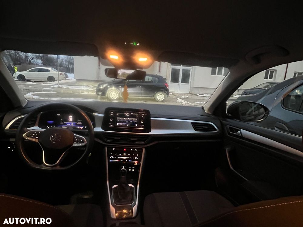 Volkswagen T-Roc 1.5 TSI DSG Life - 6