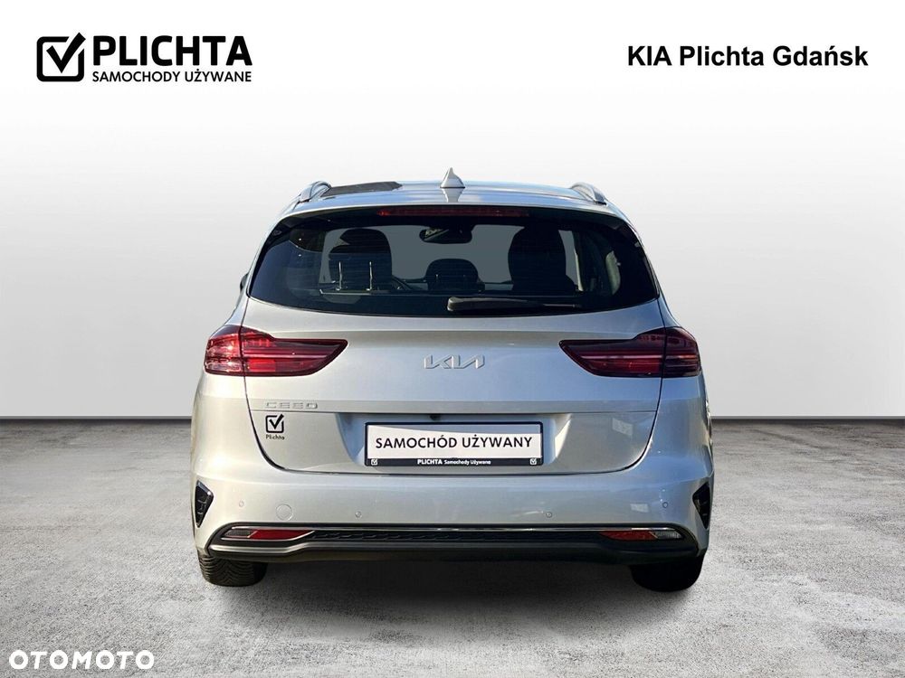 Kia Ceed - 4