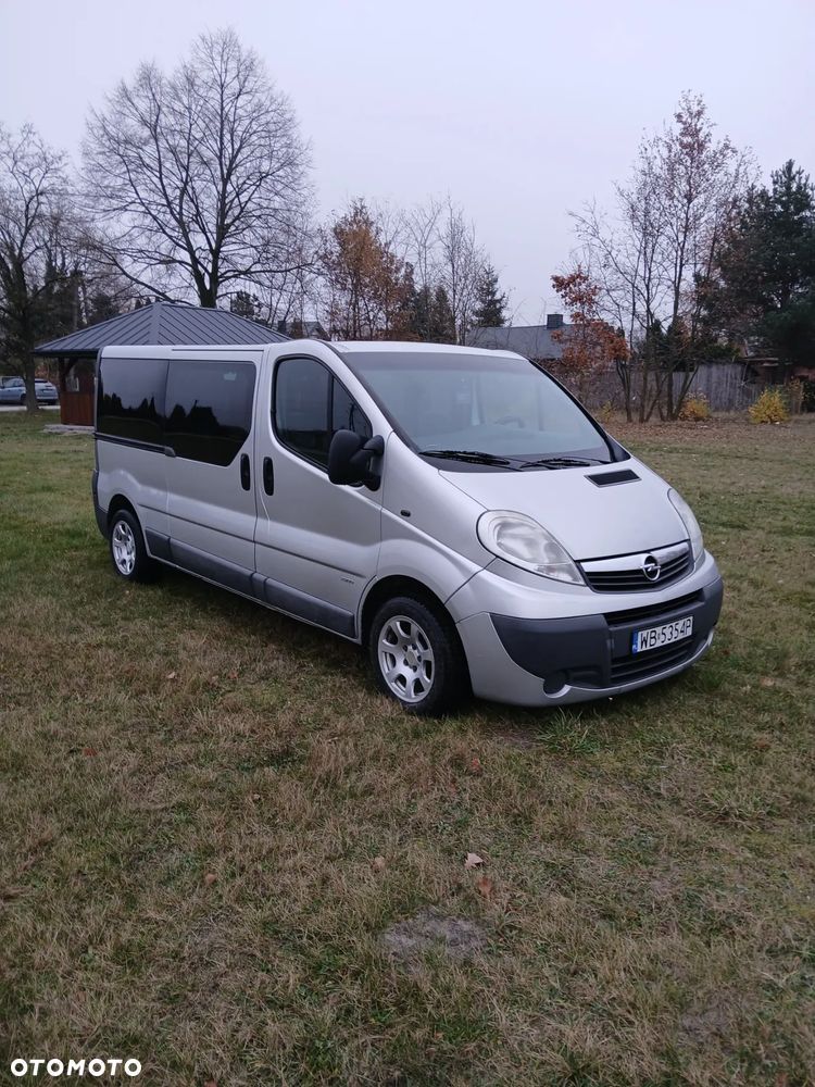 Opel Vivaro - 8