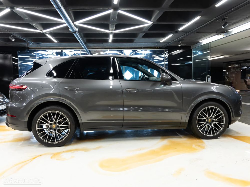 Porsche Cayenne Platinum Edition - 9