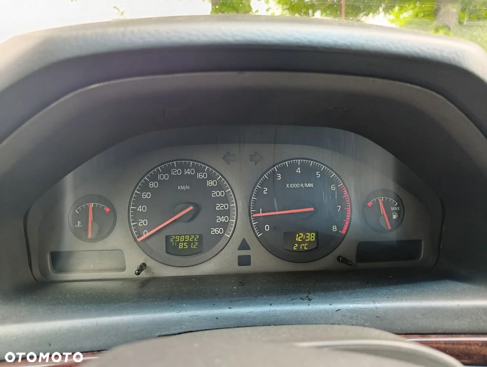 Volvo S80 2.4 - 12