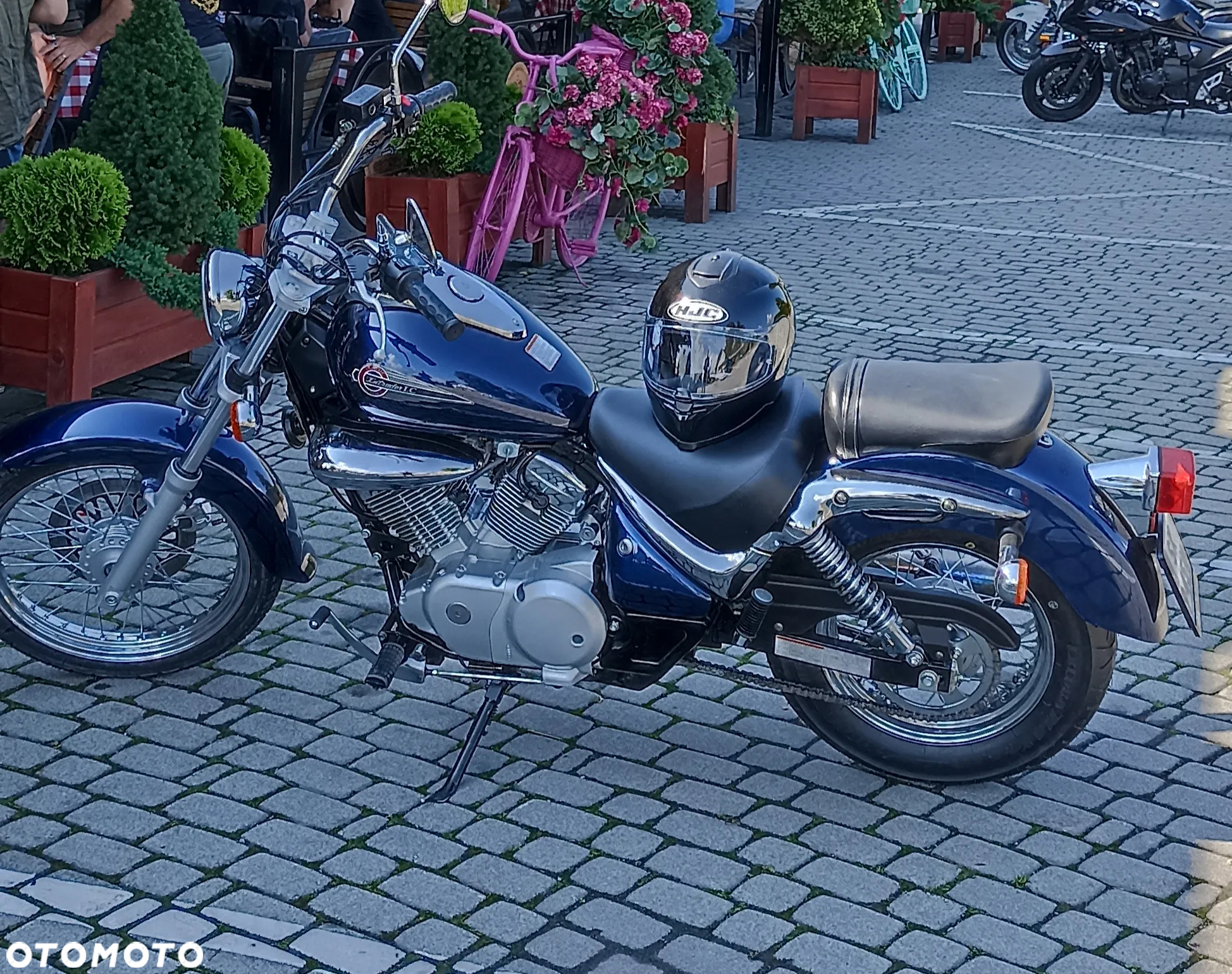Suzuki Intruder - 13