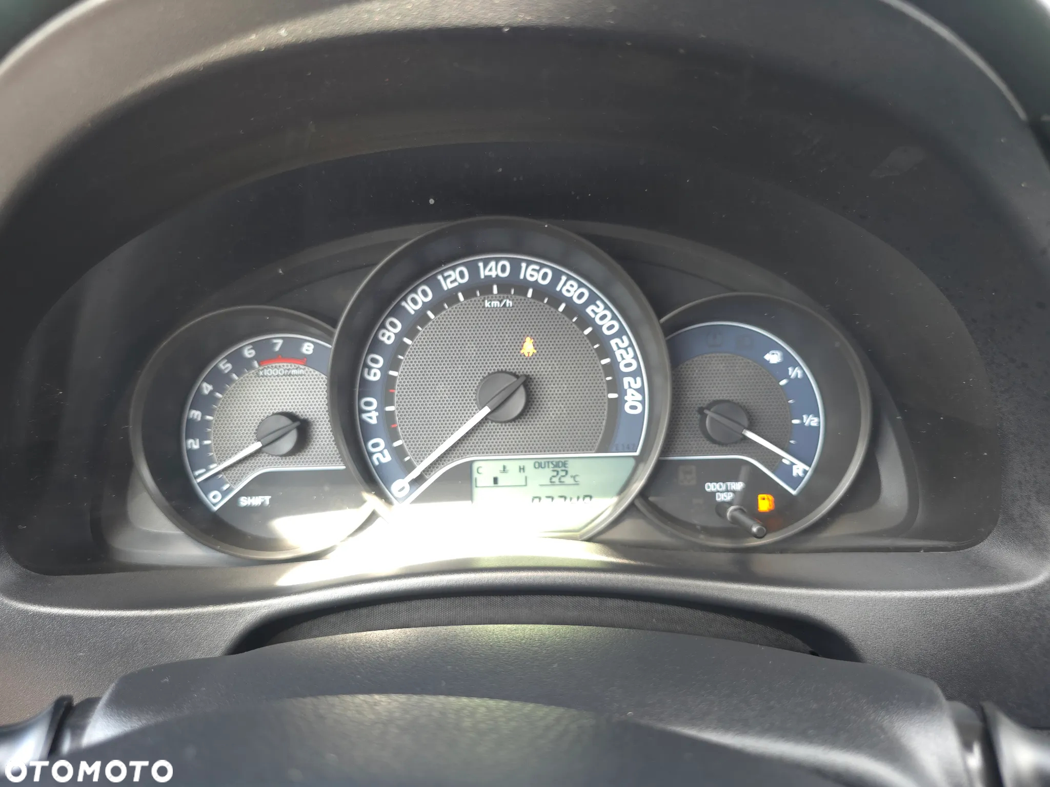 Toyota Auris 1.33 VVT-i Business Edition - 21