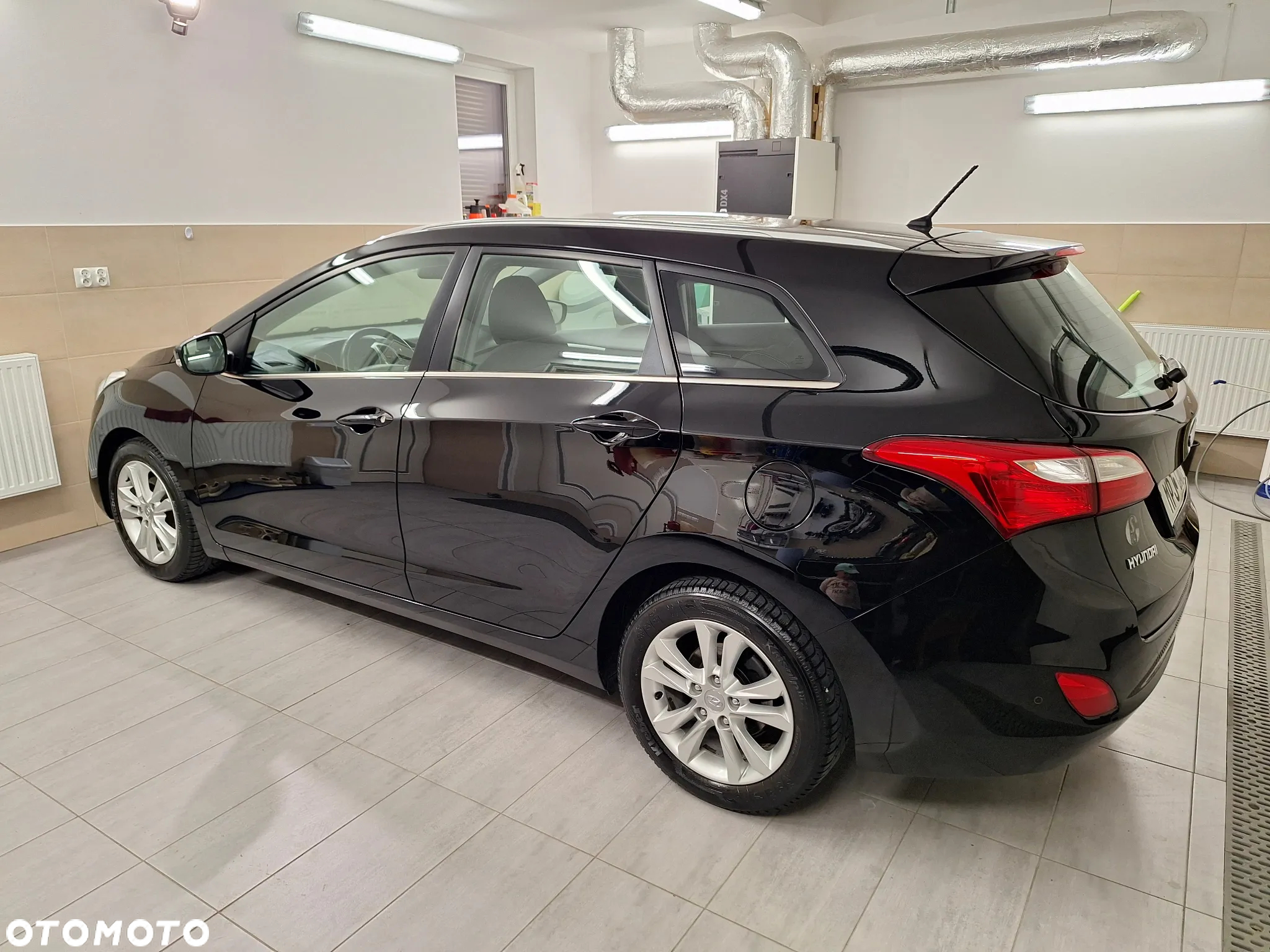 Hyundai i30 Kombi 1.4 Passion Plus - 8