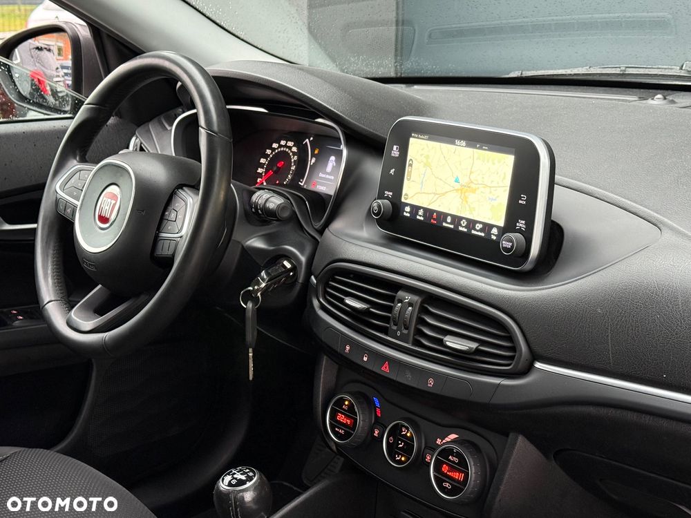 Fiat Tipo 1.4 T-Jet 16v Lounge EU6 - 10