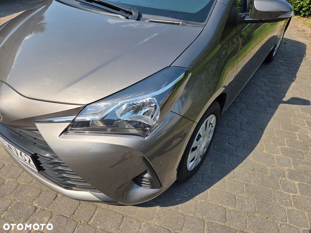 Toyota Yaris 1.5 Active - 10