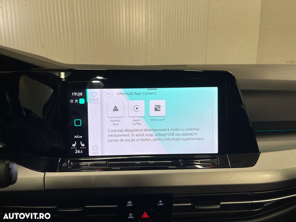 Volkswagen Golf 1.5 eTSI ACT DSG MHEV Life - 17