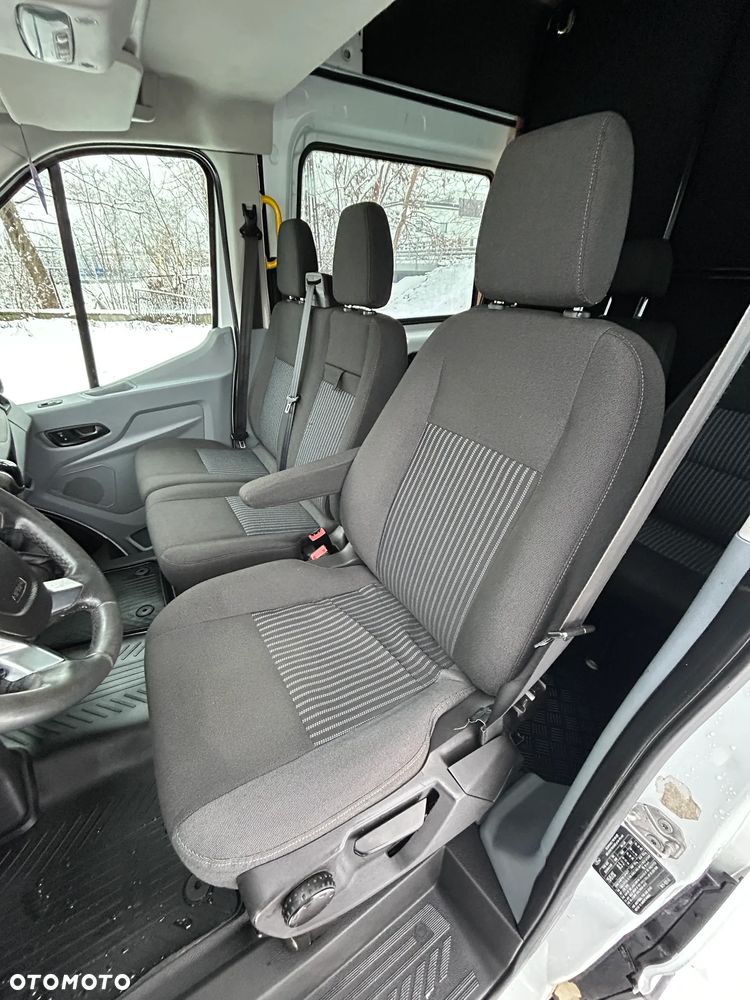 Ford Transit - 11