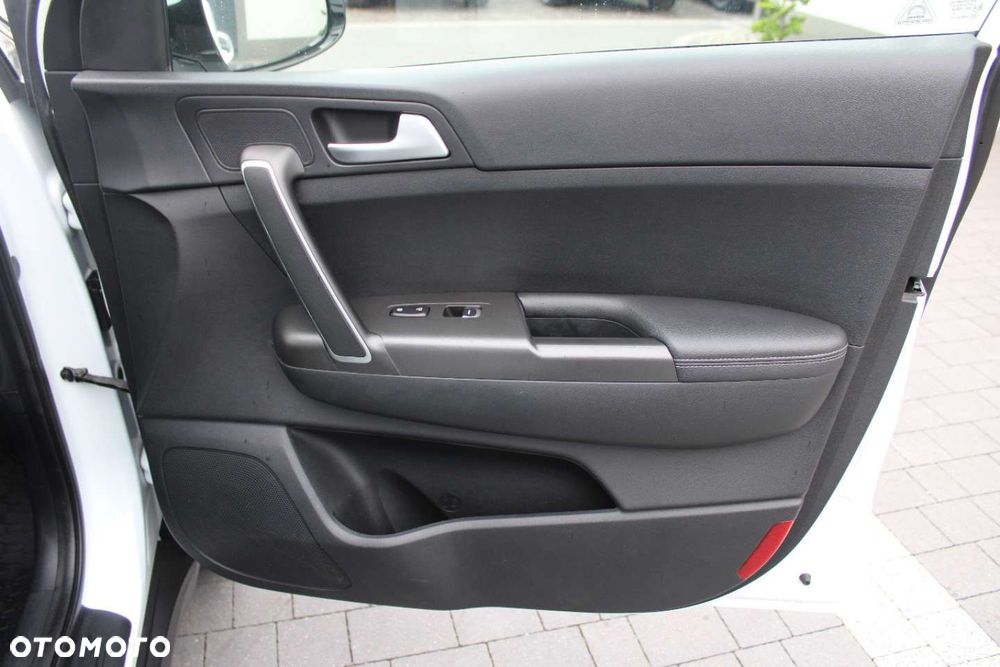 Kia Sportage 1.6 GDI Business Line 2WD - 24