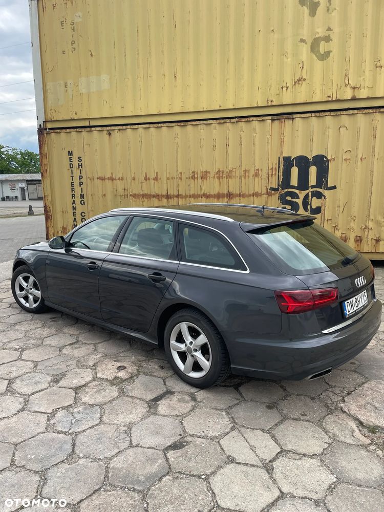 Audi A6 Avant 2.0 TDI Ultra S tronic - 14