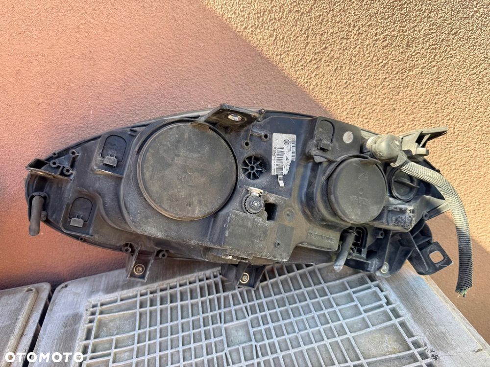 Lampa przednia FIAT CROMA II LIFT ZWYKŁE KOMPLET EUROPA ORYGINALNE AL - 6