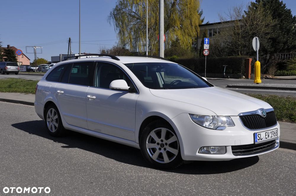Skoda Superb 2.0 TDI DSG Exclusive - 5