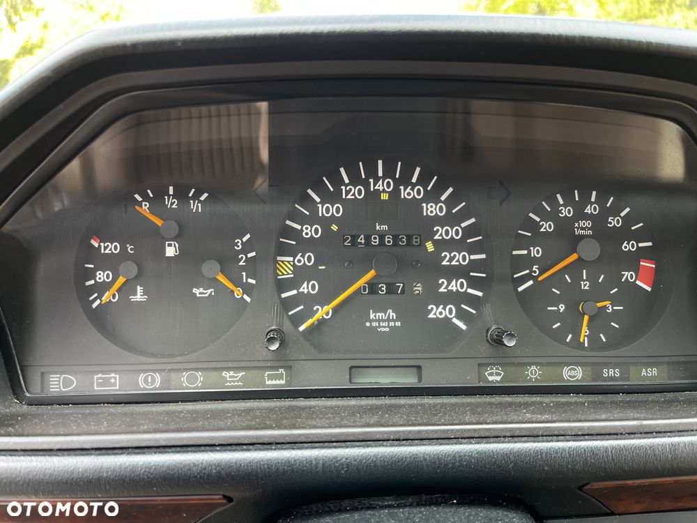 Mercedes-Benz W124 (1984-1993) - 19
