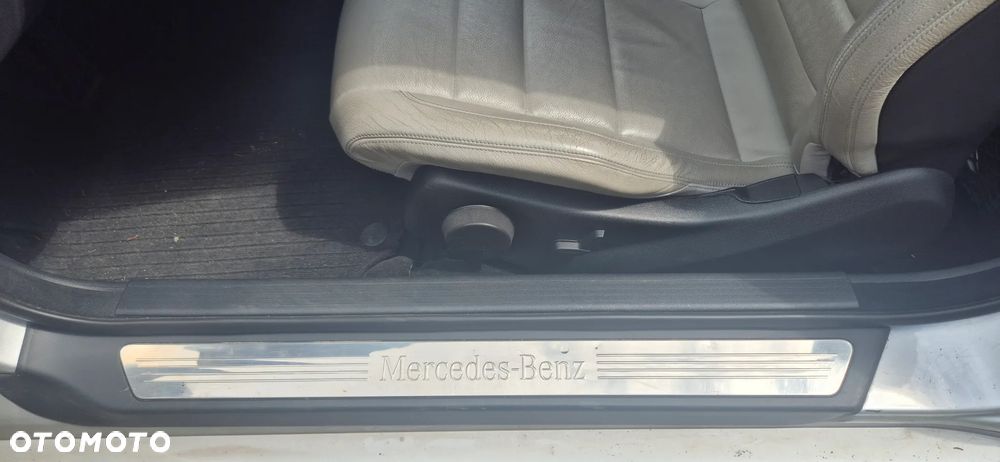 Mercedes-Benz Klasa E - 25