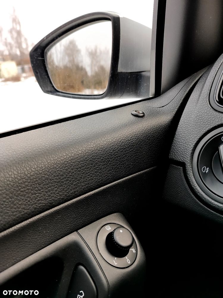 Volkswagen Polo 1.4 16V Trendline - 14