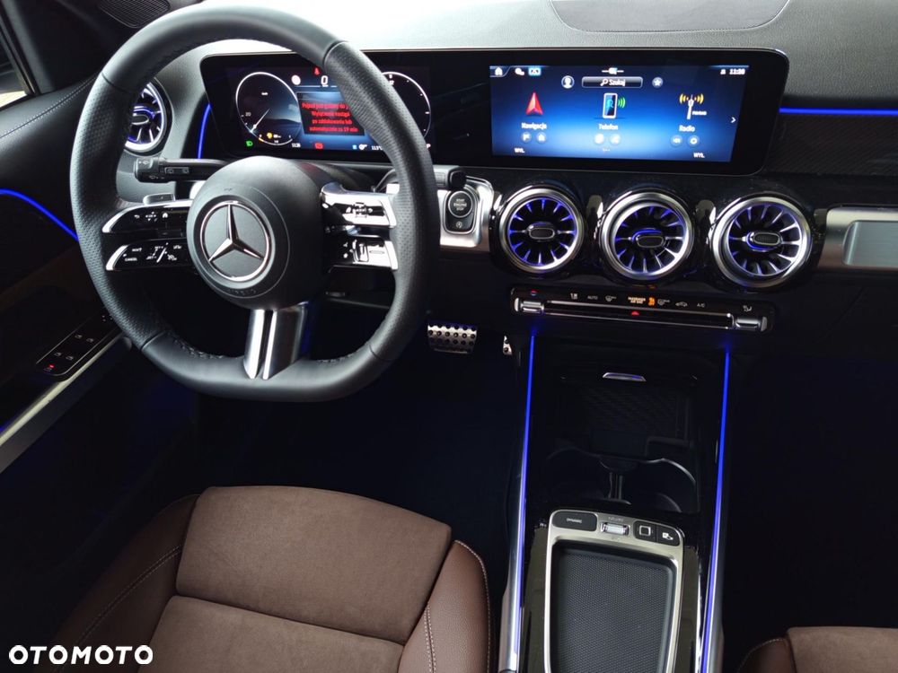 Mercedes-Benz GLB - 8