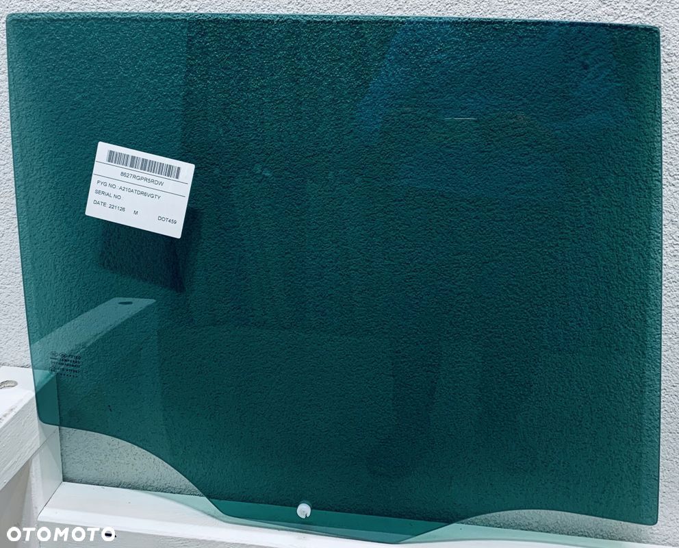 Szyba boczna prawa tylna VW TIGUAN 2016-