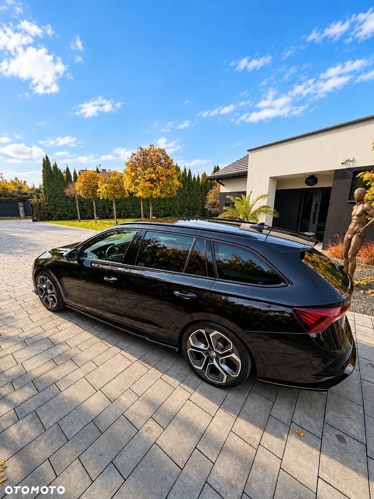 Skoda Octavia 2.0 TSI RS DSG - 22