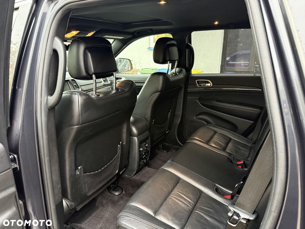 Jeep Grand Cherokee - 9