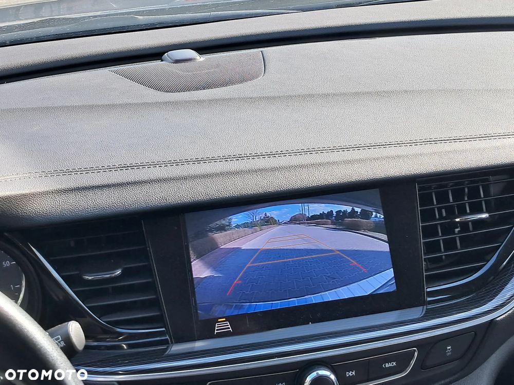 Opel Insignia 2.0 BiTurbo 4x4 Business Innovation - 19