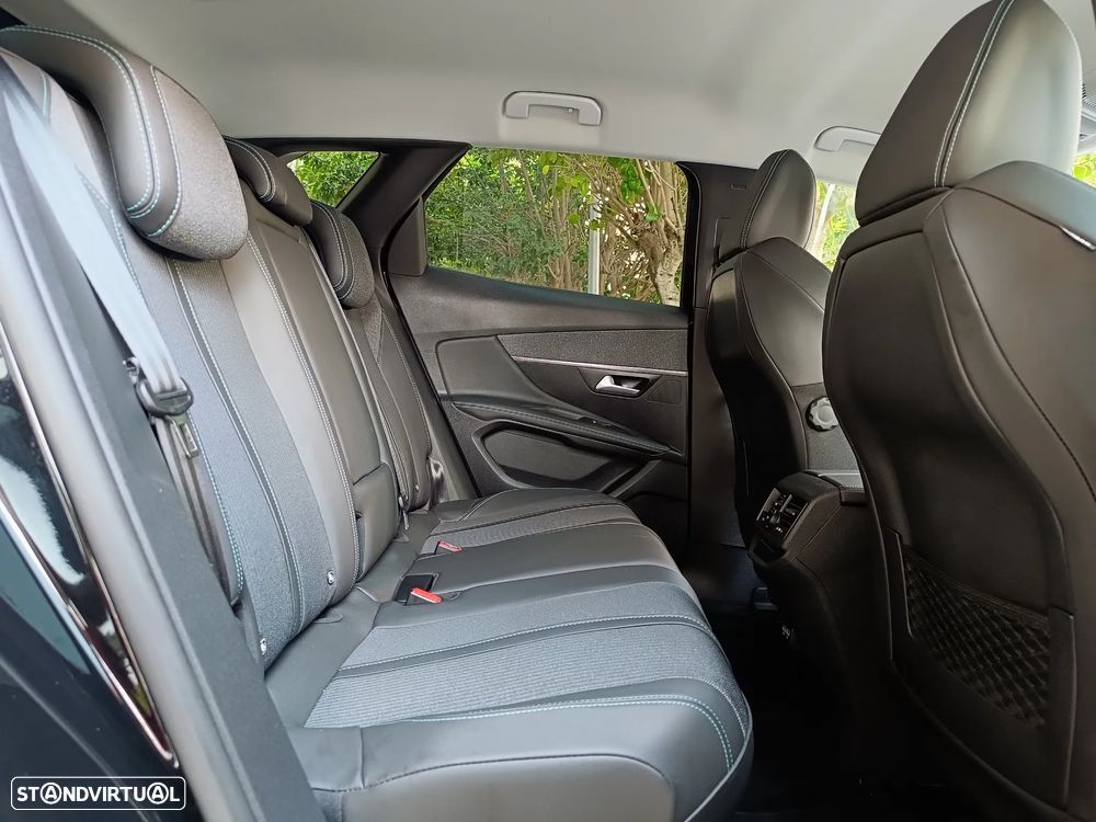 Peugeot 3008 1.2 PureTech Allure EAT8 - 35