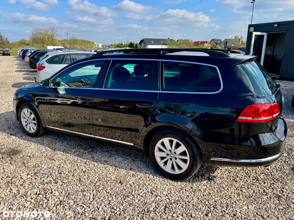 Volkswagen Passat - 24