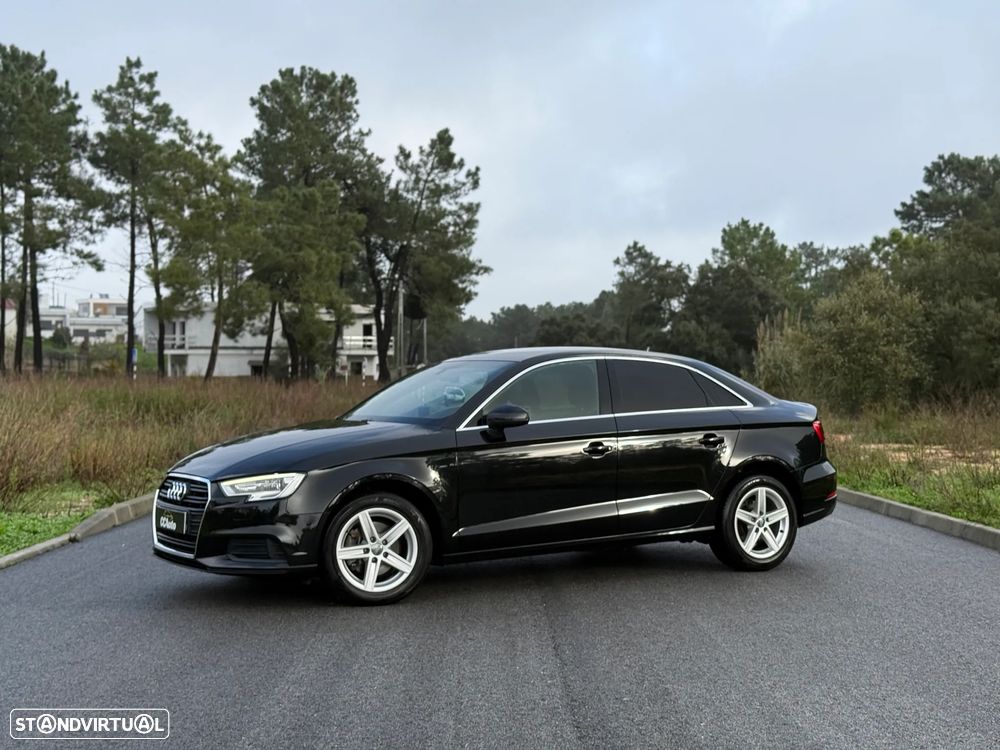 Audi A3 1.6 TDI S tronic - 2