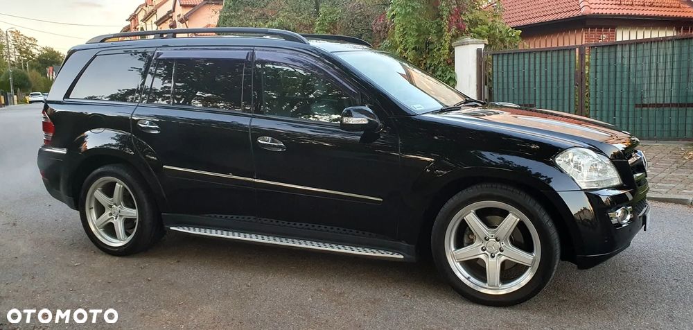 Mercedes-Benz GL 450 - 2