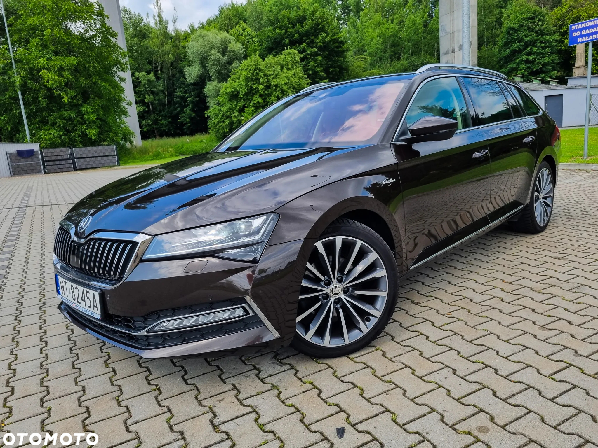 Skoda Superb 2.0 TDI 4x4 L&K DSG - 5