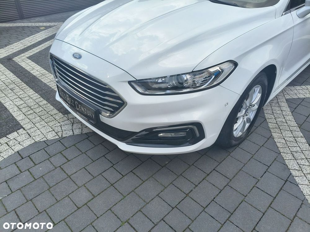 Ford Mondeo - 26