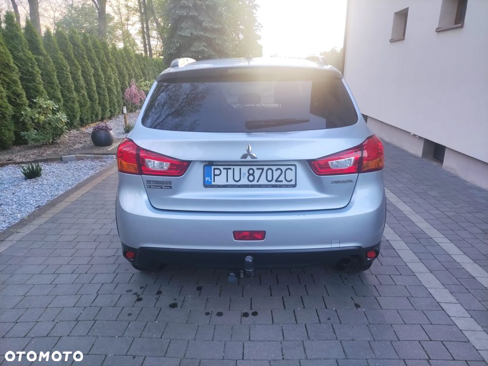 Mitsubishi ASX - 10