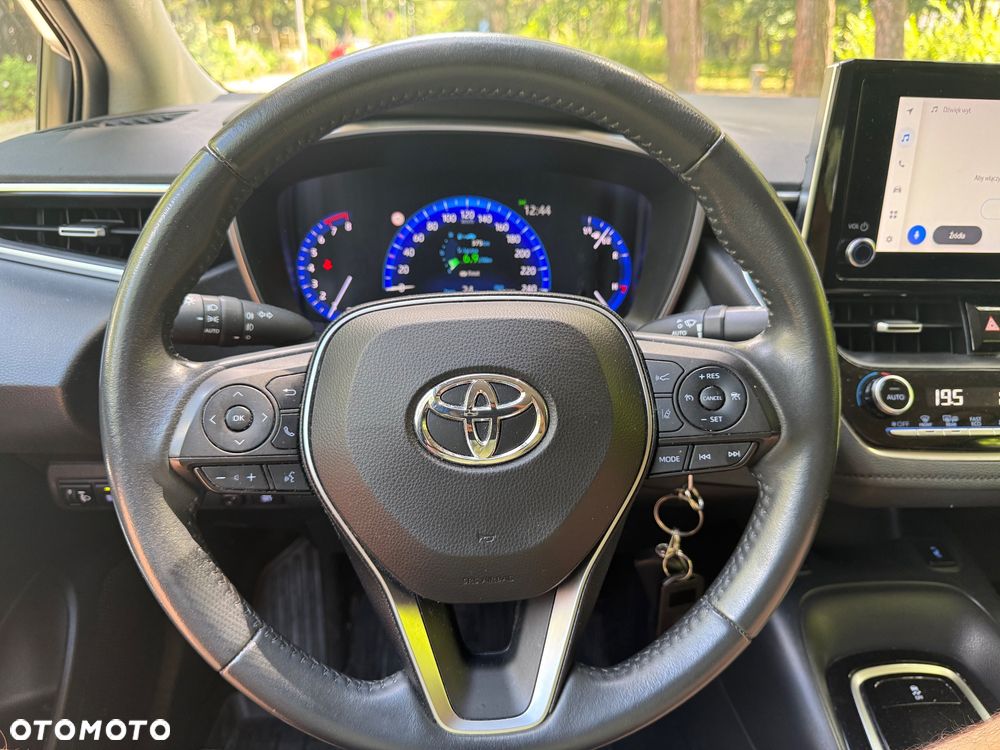 Toyota Corolla - 11