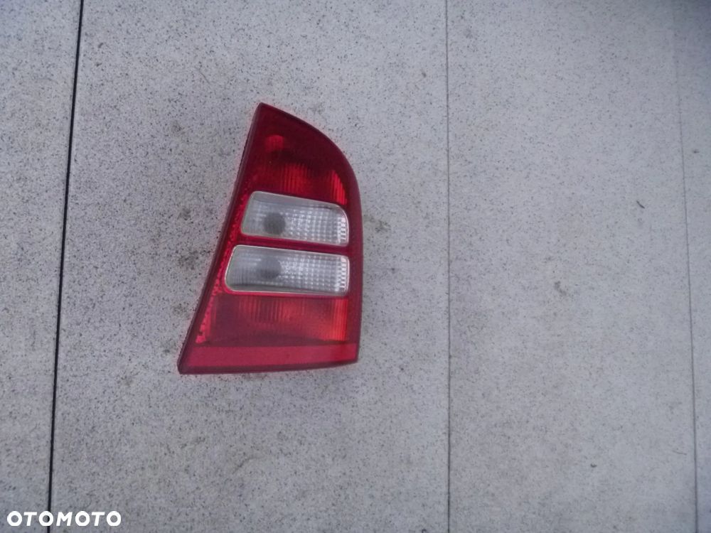 SKODA OCTAVIA 1 I LIFT LAMPA PRAWY TYŁ HB 1U6945096 ORYGINAŁ - 2