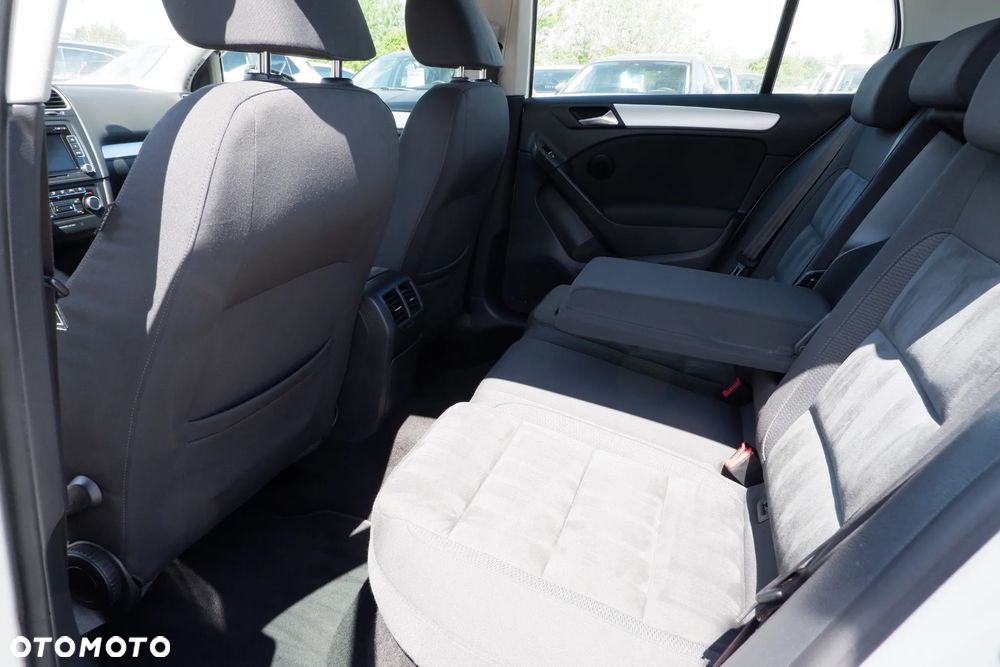 Volkswagen Golf 1.4 TSI Highline - 31