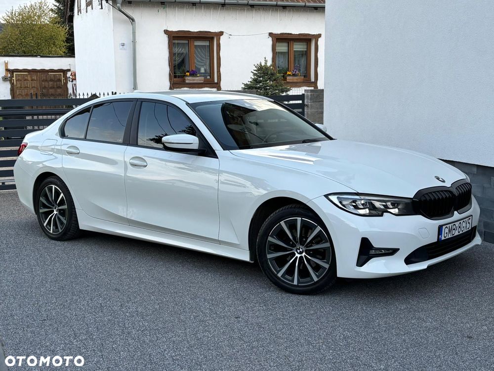 BMW Seria 3 318i - 10
