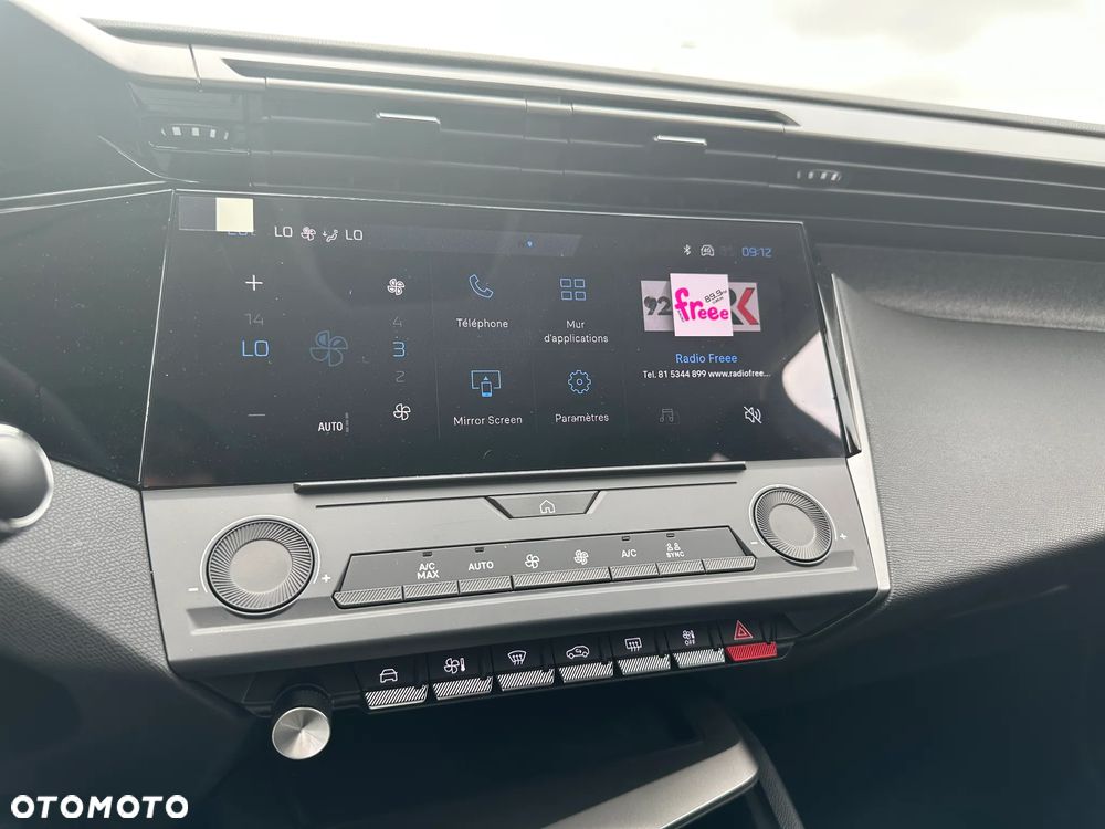 Peugeot 308 1.5 BlueHDi Allure S&S EAT8 - 16
