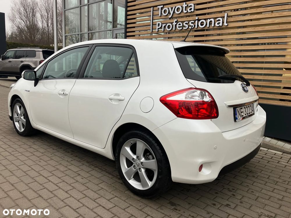 Toyota Auris - 4