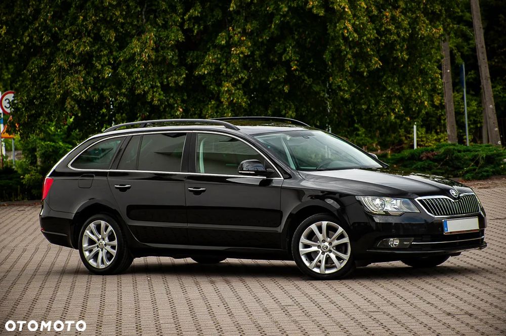Skoda Superb 2.0 TDI Green tec DSG Elegance - 10